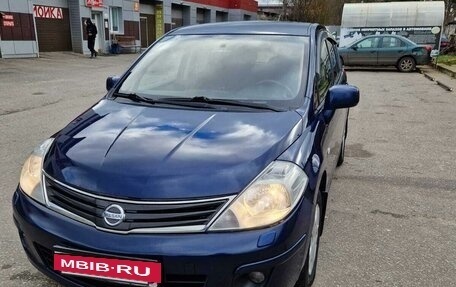 Nissan Tiida, 2010 год, 670 000 рублей, 3 фотография