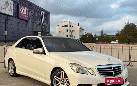 Mercedes-Benz E-Класс, 2011 год, 1 597 000 рублей, 2 фотография