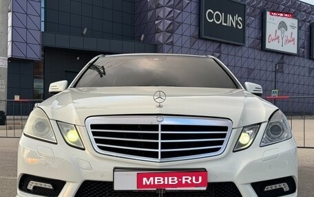 Mercedes-Benz E-Класс, 2011 год, 1 597 000 рублей, 4 фотография