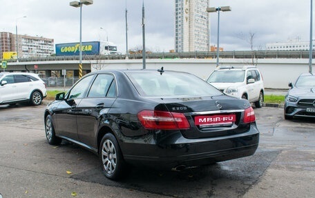 Mercedes-Benz E-Класс, 2011 год, 1 597 000 рублей, 7 фотография