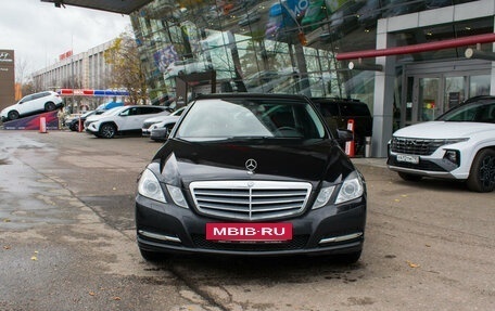 Mercedes-Benz E-Класс, 2011 год, 1 597 000 рублей, 2 фотография