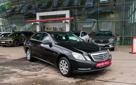 Mercedes-Benz E-Класс, 2011 год, 1 597 000 рублей, 3 фотография