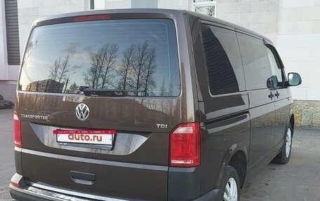 Volkswagen Transporter T6 рестайлинг, 2017 год, 3 249 000 рублей, 4 фотография