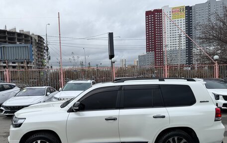 Toyota Land Cruiser 200, 2017 год, 7 500 000 рублей, 2 фотография