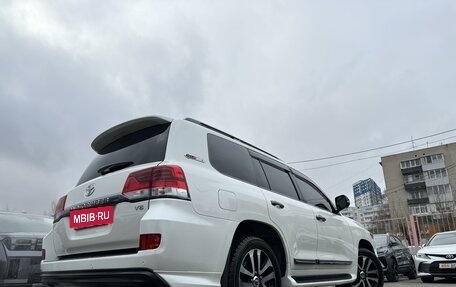 Toyota Land Cruiser 200, 2017 год, 7 500 000 рублей, 12 фотография