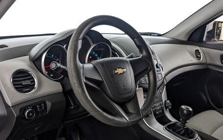 Chevrolet Cruze II, 2014 год, 920 000 рублей, 15 фотография