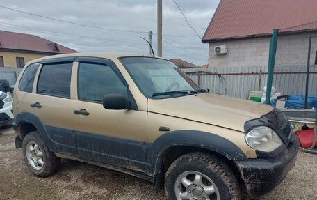 Chevrolet Niva I рестайлинг, 2004 год, 370 000 рублей, 8 фотография