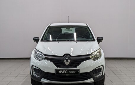 Renault Kaptur I рестайлинг, 2019 год, 1 080 000 рублей, 2 фотография