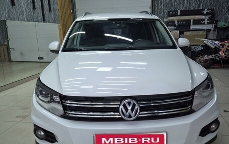 Volkswagen Tiguan I, 2012 год, 1 330 000 рублей, 2 фотография