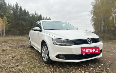 Volkswagen Jetta VI, 2012 год, 925 000 рублей, 5 фотография