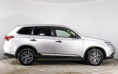 Mitsubishi Outlander III рестайлинг 3, 2018 год, 1 449 777 рублей, 4 фотография