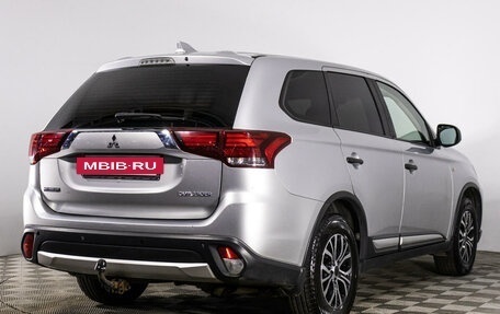 Mitsubishi Outlander III рестайлинг 3, 2018 год, 1 449 777 рублей, 5 фотография