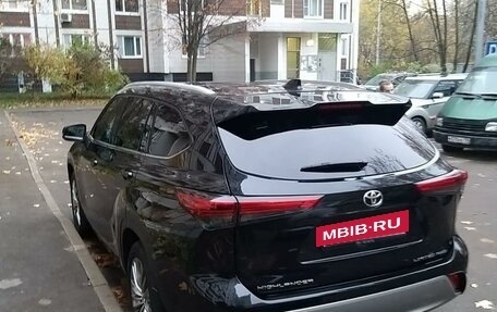 Toyota Highlander, 2023 год, 6 350 000 рублей, 8 фотография