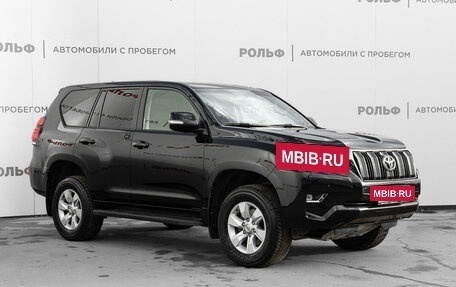 Toyota Land Cruiser Prado 150 рестайлинг 2, 2021 год, 5 798 000 рублей, 3 фотография