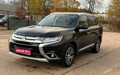 Mitsubishi Outlander III рестайлинг 3, 2018 год, 2 850 000 рублей, 1 фотография