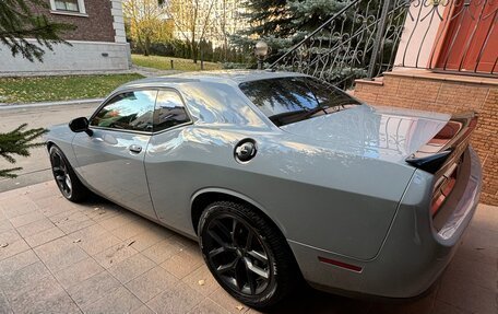 Dodge Challenger III рестайлинг 2, 2020 год, 4 999 999 рублей, 2 фотография