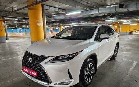 Lexus RX IV рестайлинг, 2019 год, 5 500 000 рублей, 1 фотография