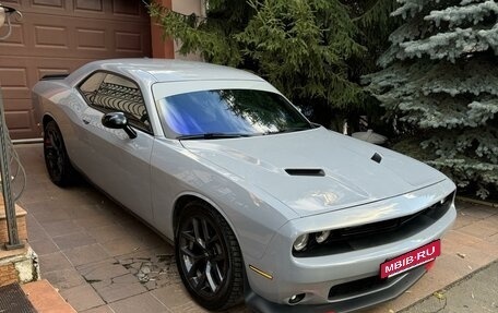 Dodge Challenger III рестайлинг 2, 2020 год, 4 999 999 рублей, 6 фотография