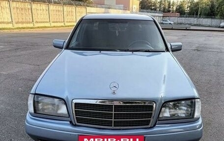 Mercedes-Benz C-Класс, 1995 год, 460 000 рублей, 4 фотография