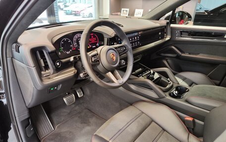 Porsche Cayenne III, 2024 год, 26 690 000 рублей, 10 фотография