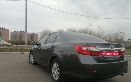 Toyota Camry, 2012 год, 1 420 000 рублей, 5 фотография