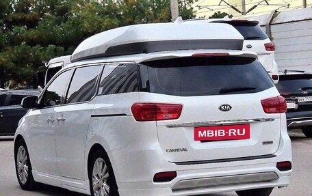 KIA Carnival III, 2020 год, 3 790 000 рублей, 3 фотография