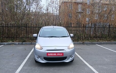 Mitsubishi Mirage VI рестайлинг, 2013 год, 675 000 рублей, 2 фотография