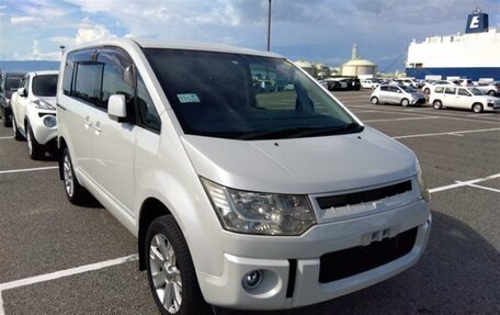 Mitsubishi Delica D:5 I, 2013 год, 2 650 000 рублей, 6 фотография