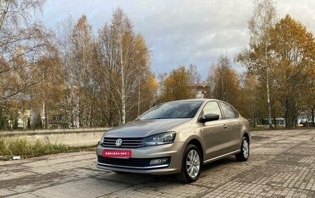 Volkswagen Polo VI (EU Market), 2015 год, 1 260 000 рублей, 1 фотография