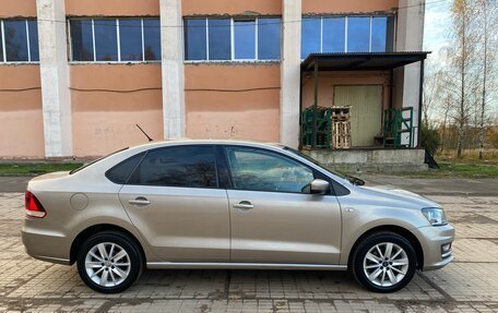 Volkswagen Polo VI (EU Market), 2015 год, 1 260 000 рублей, 6 фотография