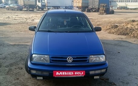 Volkswagen Vento, 1995 год, 200 000 рублей, 5 фотография