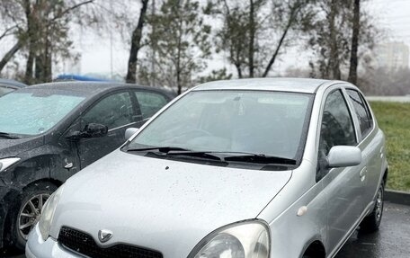 Toyota Vitz, 2003 год, 445 000 рублей, 3 фотография