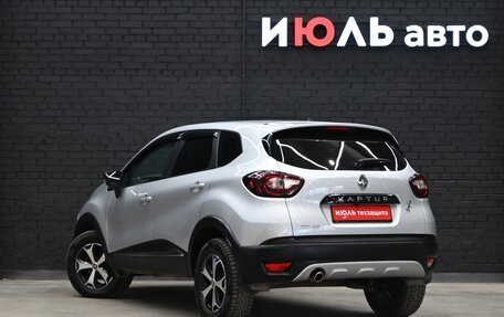 Renault Kaptur I рестайлинг, 2018 год, 1 750 000 рублей, 6 фотография