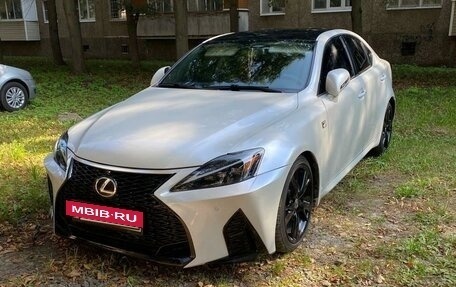 Lexus IS II рестайлинг 2, 2009 год, 1 800 000 рублей, 8 фотография