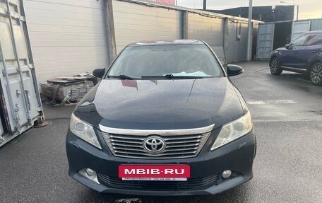 Toyota Camry, 2011 год, 1 600 000 рублей, 2 фотография