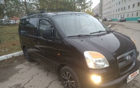 Hyundai Starex I рестайлинг, 2004 год, 780 000 рублей, 4 фотография