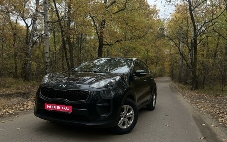 KIA Sportage IV рестайлинг, 2017 год, 2 300 000 рублей, 1 фотография