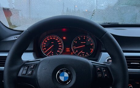 BMW 3 серия, 2010 год, 1 390 000 рублей, 26 фотография