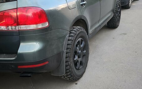 Volkswagen Touareg III, 2003 год, 1 555 000 рублей, 9 фотография