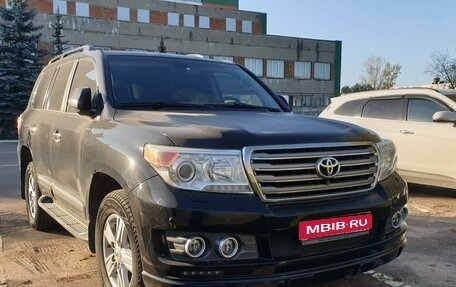 Toyota Land Cruiser 200, 2013 год, 4 499 999 рублей, 1 фотография