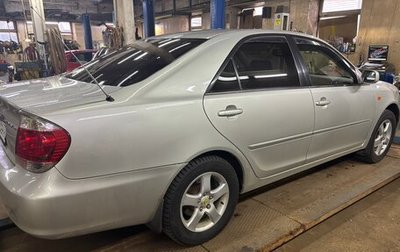 Toyota Camry V40, 2005 год, 820 000 рублей, 1 фотография