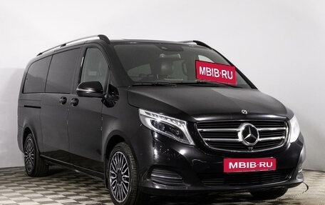 Mercedes-Benz V-Класс, 2018 год, 5 700 000 рублей, 3 фотография