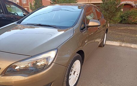 Opel Astra J, 2014 год, 1 299 000 рублей, 3 фотография