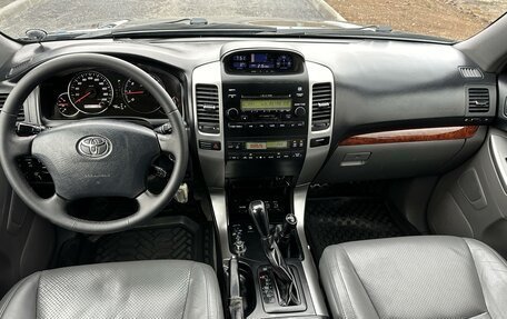 Toyota Land Cruiser Prado 120 рестайлинг, 2006 год, 2 199 000 рублей, 9 фотография