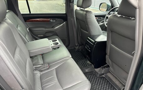 Toyota Land Cruiser Prado 120 рестайлинг, 2006 год, 2 199 000 рублей, 33 фотография