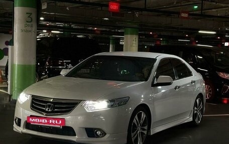 Honda Accord VIII рестайлинг, 2012 год, 1 880 000 рублей, 10 фотография