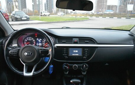 KIA Rio IV, 2018 год, 1 411 300 рублей, 6 фотография