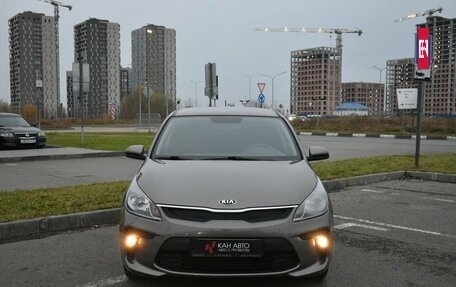 KIA Rio IV, 2018 год, 1 411 300 рублей, 3 фотография