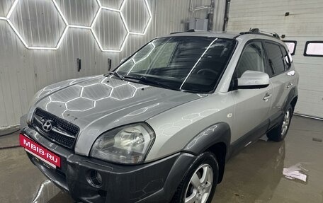 Hyundai Tucson III, 2006 год, 525 000 рублей, 3 фотография