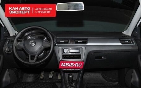 Skoda Rapid I, 2017 год, 1 200 000 рублей, 7 фотография